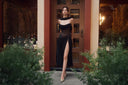 Mix & Match by Body Shape: Styling Secrets for the Apple-Shaped Woman