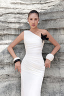 THÉSONG • Ivory Contrast-Accent Column Evening Dress