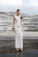 THÉSONG • Ivory Contrast-Accent Column Evening Dress