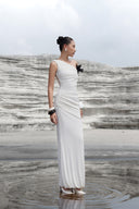 THÉSONG • Ivory Contrast-Accent Column Evening Dress