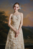 MADDY HATES ROSE • Valenne Elegant Lace Midi Dress