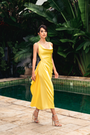 DO LONG • Yellow Scoop Neck Pleated Midi Dress