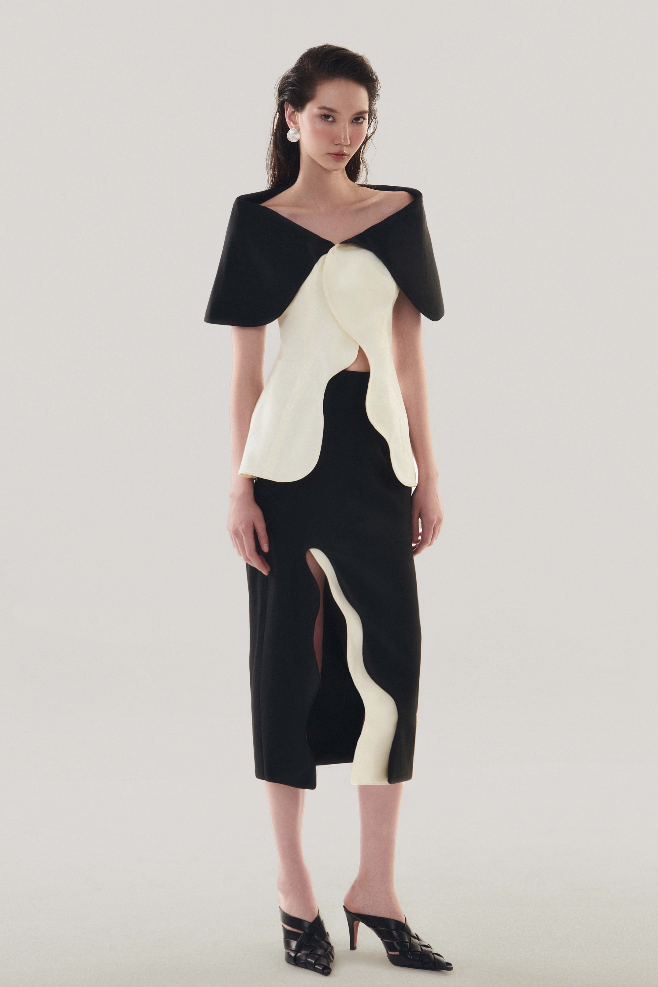 Monochrome midi pencil skirt outlet